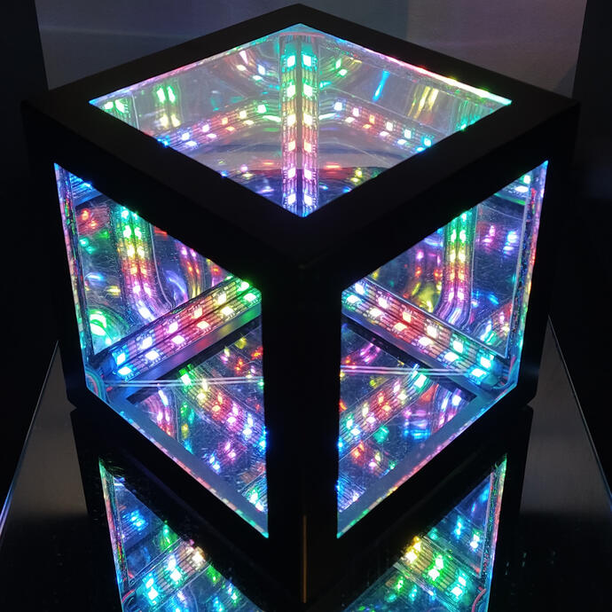 Tesseract 16x16x16 cm